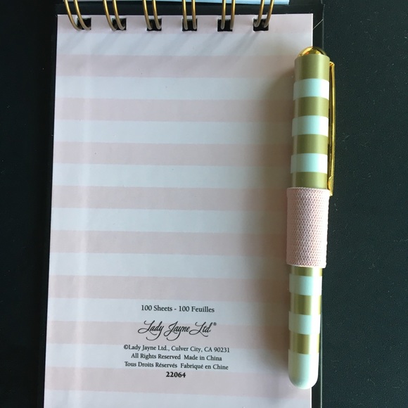 K Notepad & Pen - Picture 3 of 3